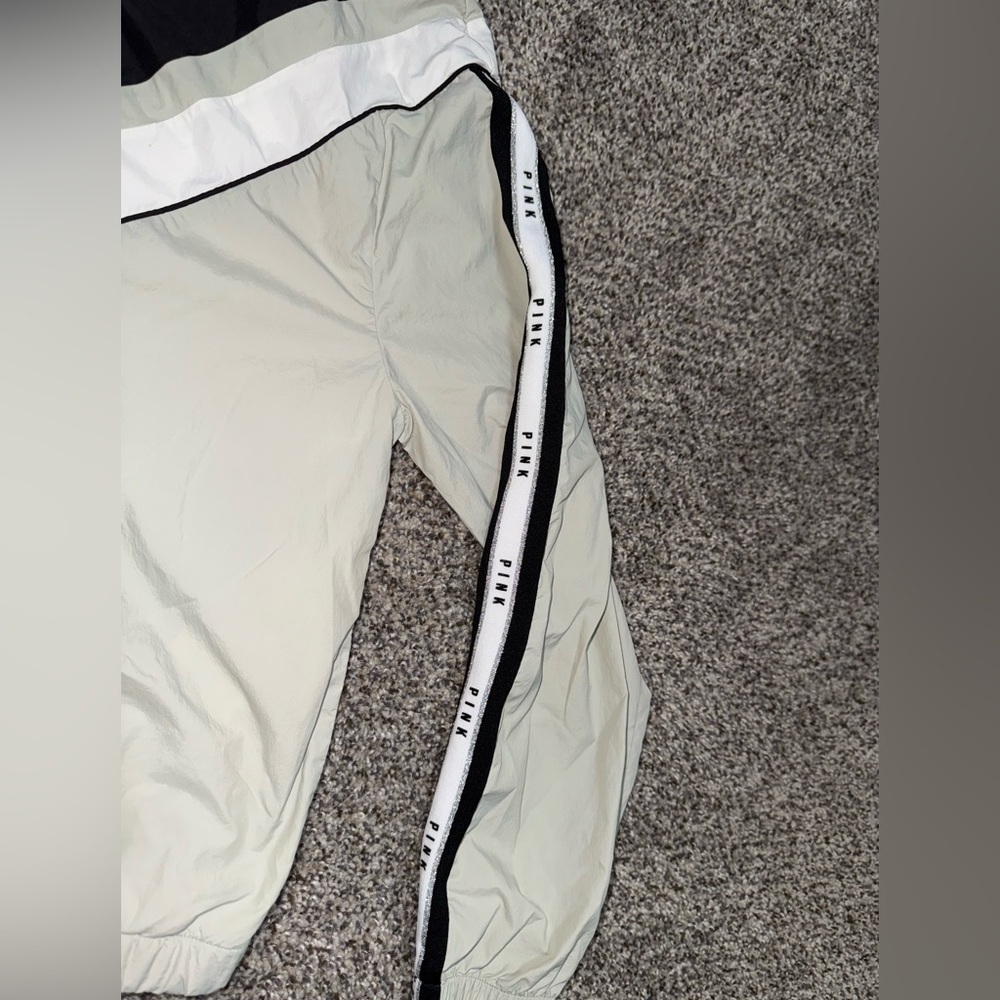 Pink gray track jacket - Picture 6 of 6